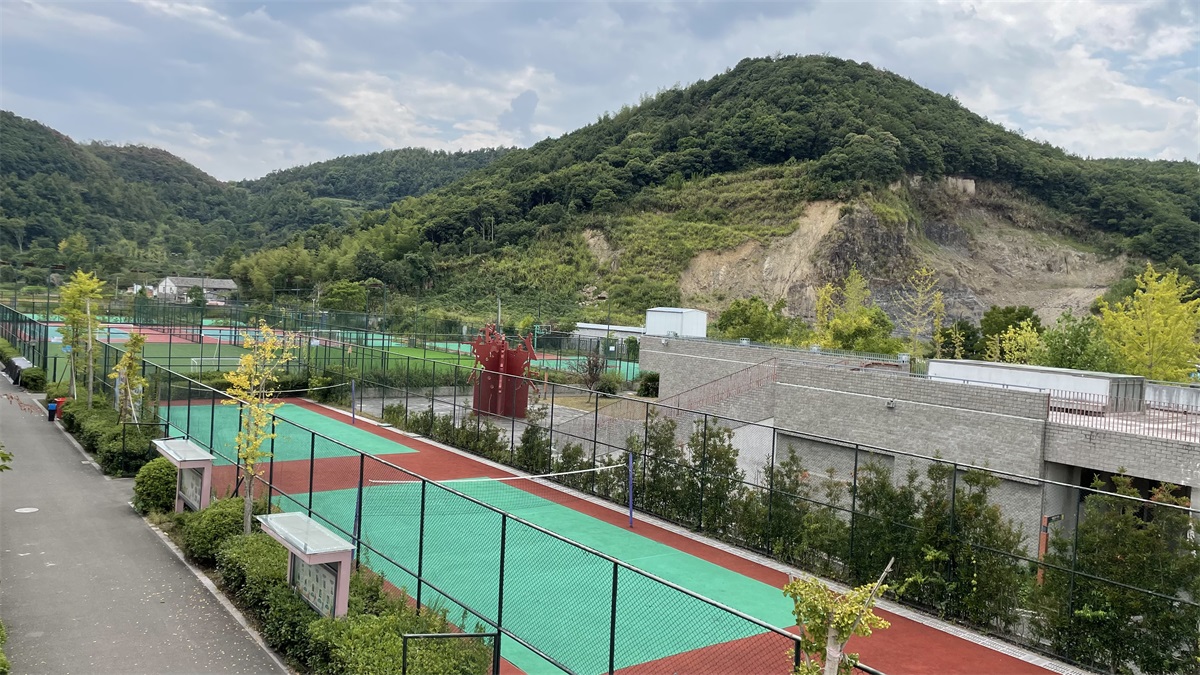 1664242804151600.jpg 運(yùn)動(dòng)場 (2).jpg